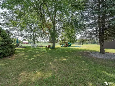 4949 Colf, Carleton, MI 48117 photo 30