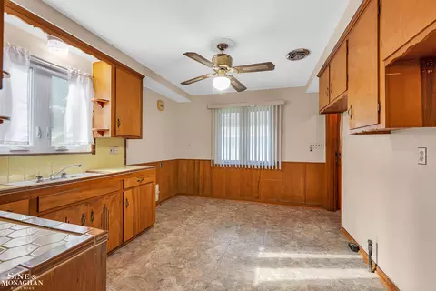 1723 Aline, Grosse Pointe, MI 48236 photo 8