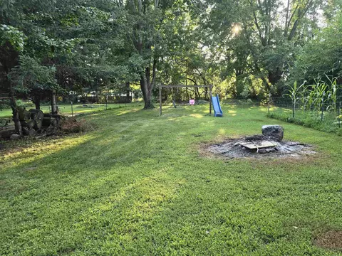 Exterior - 550 S Hemlock, Hemlock, MI 48626 photo 5 of 8