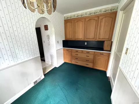 Dining - 600 S Thompson, Jackson, MI 49203 photo 1 of 1