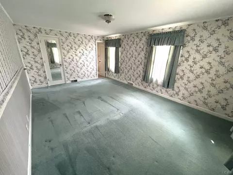 Bedroom - 600 S Thompson, Jackson, MI 49203 photo 7 of 11