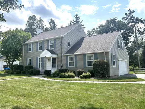 Exterior - 600 S Thompson, Jackson, MI 49203 photo 3 of 14