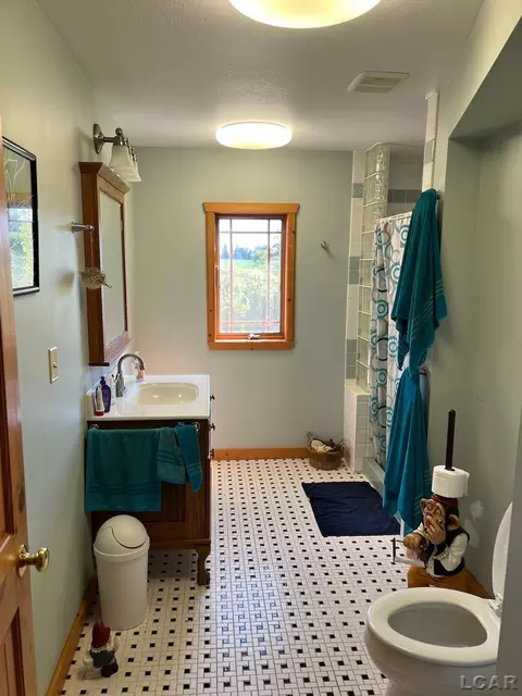 Bath - 17126 Cole, Addison, MI 49220 photo 2 of 2