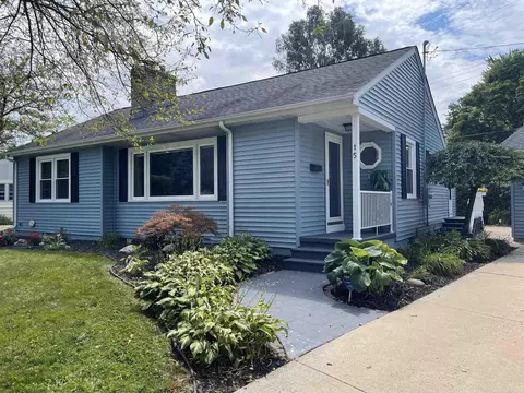 15 Roselawn, Saginaw, MI 48602
