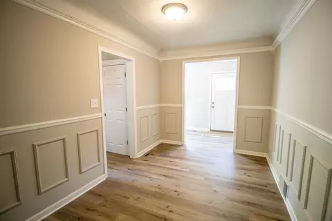 Entry Way - 2513 Norbert, Flint, MI 48504 photo 4 of 4