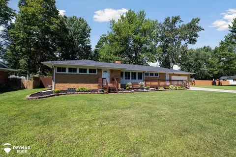 2349 Harmony, Burton, MI 48509