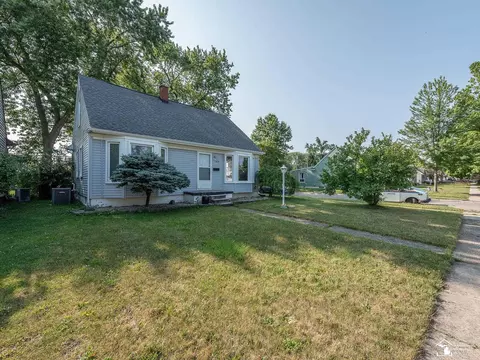 859 Winston, Monroe, MI 48161