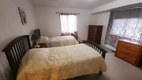 Bedroom - 10066 Carpenter, Flushing, MI 48433 photo 1 of 4
