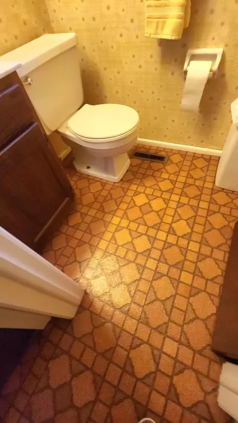 Bath - 10066 Carpenter, Flushing, MI 48433 photo 3 of 3