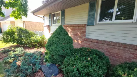 1141 Pleasantview, Flushing, MI 48433 photo 4