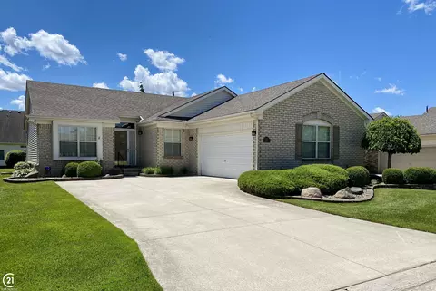 3758 Warwick, Sterling Heights, MI 48314