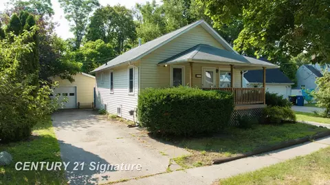 610 Gordon St, Midland, MI 48640