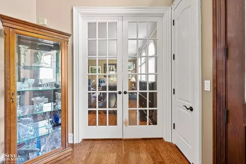 1036 Whittier, Grosse Pointe Park, MI 48230 photo 4