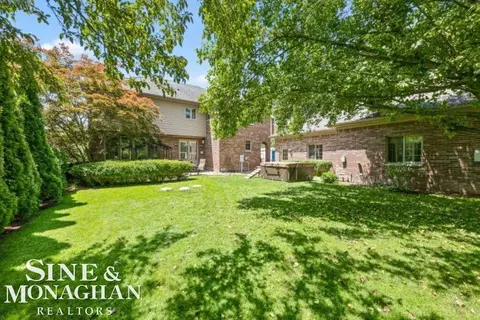 1036 Whittier, Grosse Pointe Park, MI 48230 photo 37
