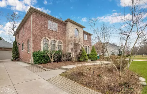 1036 Whittier, Grosse Pointe Park, MI 48230 photo 42