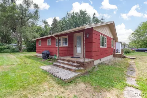2355 Linden, Adrian, MI 49221