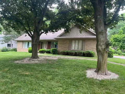 6084 Sierra Pass, Flint, MI 48523