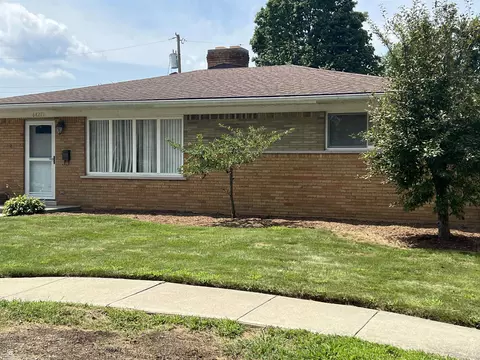 68271 Mary, Richmond, MI 48062