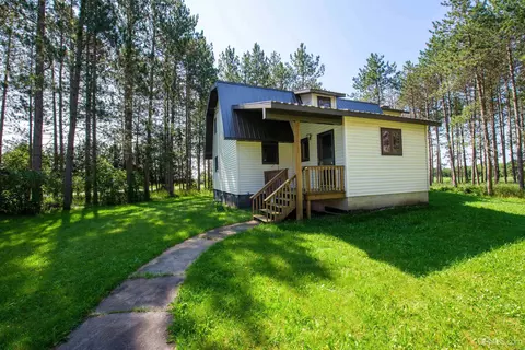 16273 Us41, Rapid River, MI 49878