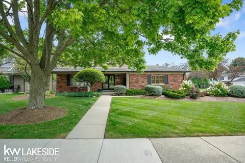 35714 Annette, Sterling Heights, MI 48310