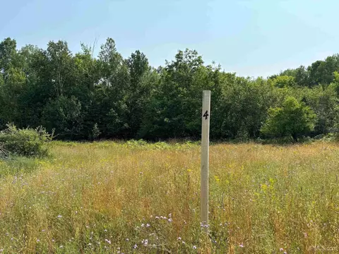 21709 River Trl, Houghton, MI 49931