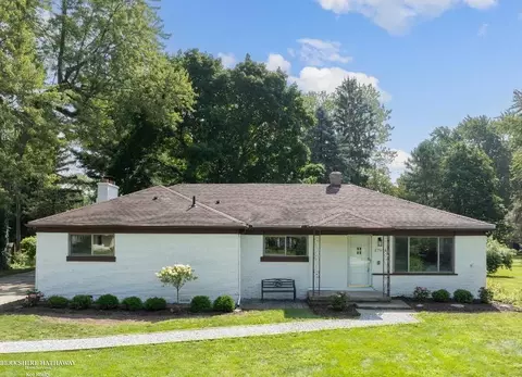 37974 Elmite, Harrison Township, MI 48045
