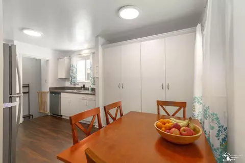 Dining - 3343 William, Dearborn, MI 48124 photo 1 of 2