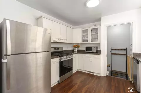 Kitchen - 3343 William, Dearborn, MI 48124 photo 2 of 5