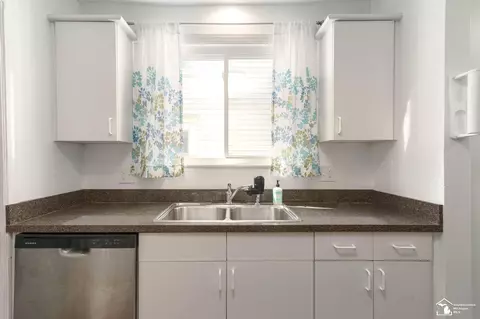 Kitchen - 3343 William, Dearborn, MI 48124 photo 4 of 5