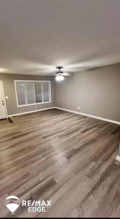 509 Amesbury, Davison, MI 48423 photo 4