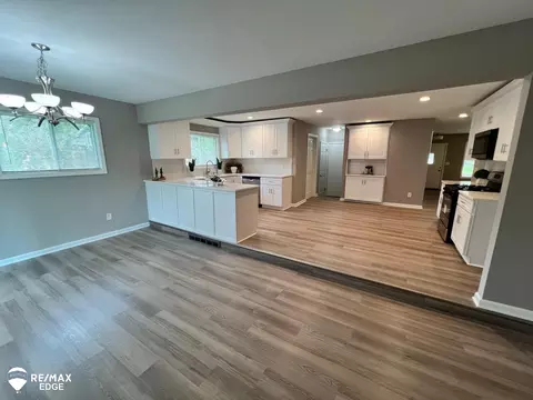 509 Amesbury, Davison, MI 48423 photo 8