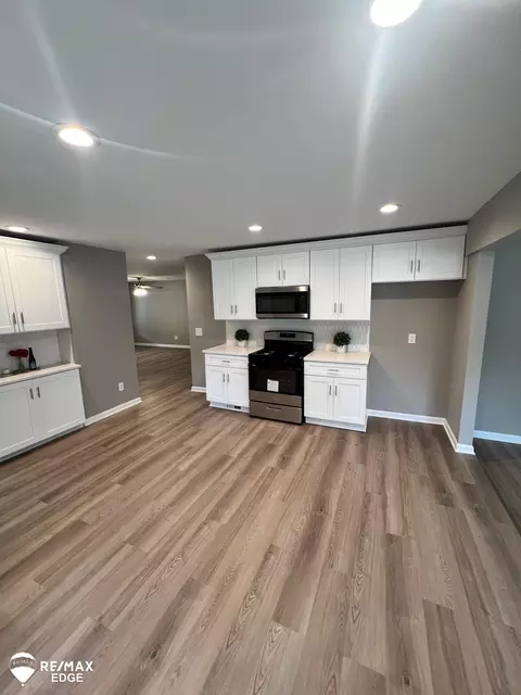 509 Amesbury, Davison, MI 48423 photo 9