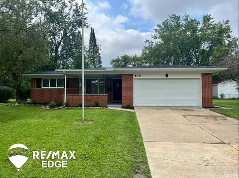 509 Amesbury, Davison, MI 48423