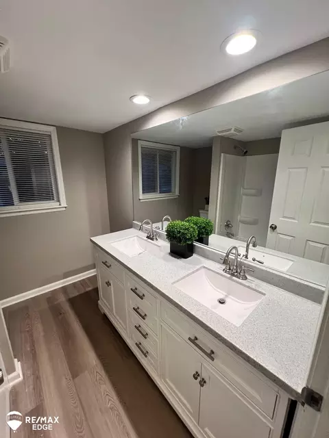 509 Amesbury, Davison, MI 48423 photo 16