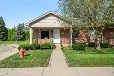 25679 Village, Warren, MI 48089