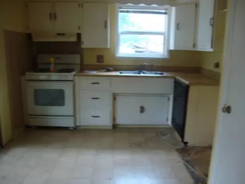 3745 Joal, Flint, MI 48506 photo 9
