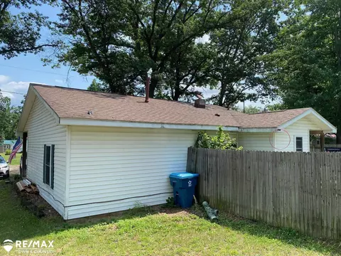2673 Cathey, Harrison, MI 48625 photo 4