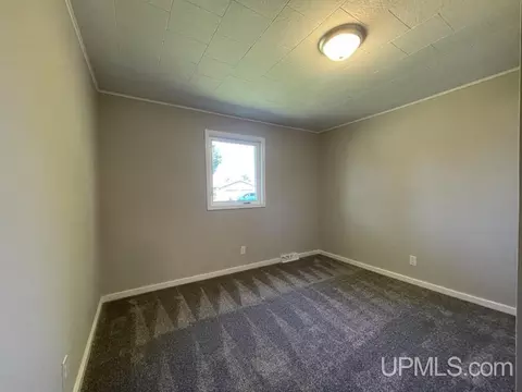 Bedroom - 923 Halliday, L'anse, MI 49946 photo 4 of 8