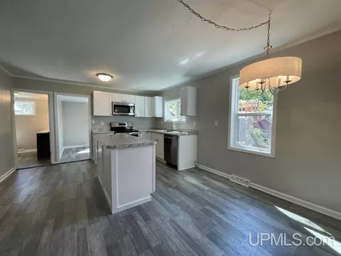 Kitchen - 923 Halliday, L'anse, MI 49946 photo 2 of 6