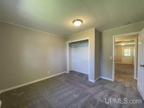Bedroom - 923 Halliday, L'anse, MI 49946 photo 5 of 8
