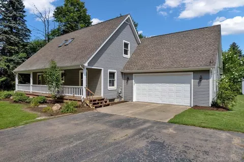 3052 Thomas, Oxford, MI 48371