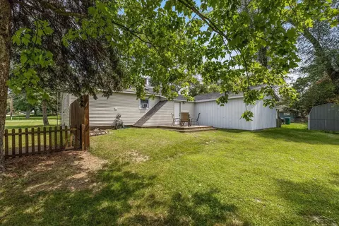 Exterior - 307 Erie, Gladwin, MI 48624 photo 4 of 7
