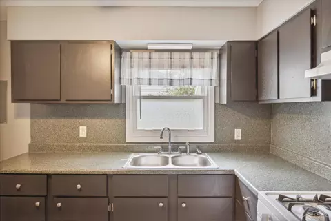 Kitchen - 307 Erie, Gladwin, MI 48624 photo 3 of 3