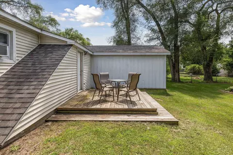 Exterior - 307 Erie, Gladwin, MI 48624 photo 3 of 7