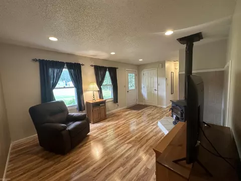 314 Silsby, Roscommon, MI 48653 photo 6