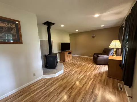 314 Silsby, Roscommon, MI 48653 photo 8