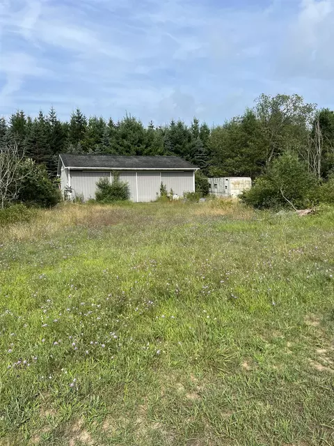 6710 Glendale, Evart, MI 49631