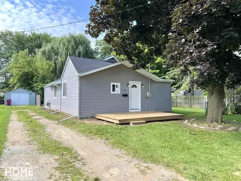 1705 W Stewart, Owosso, MI 48867