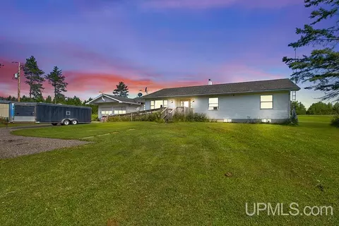 W6988 Co 388, Hermansville, MI 49847