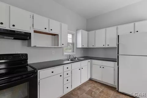 518 Ormsby #520 OSBY, Adrian, MI 49221 photo 23